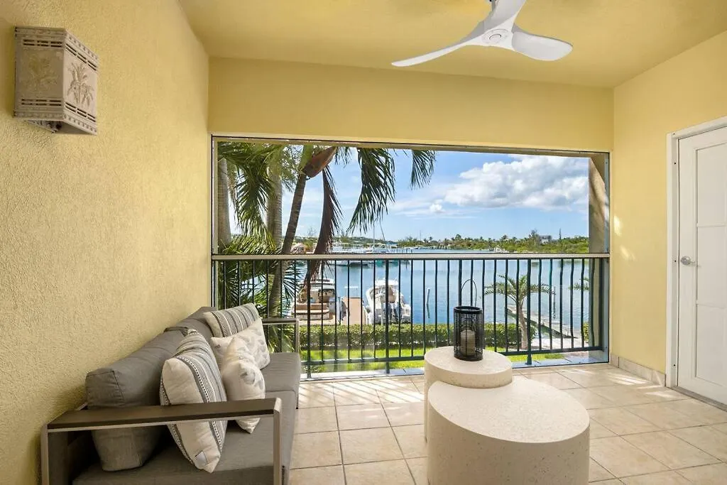 Exquisite Yacht Club Townhome The Bight Settlements